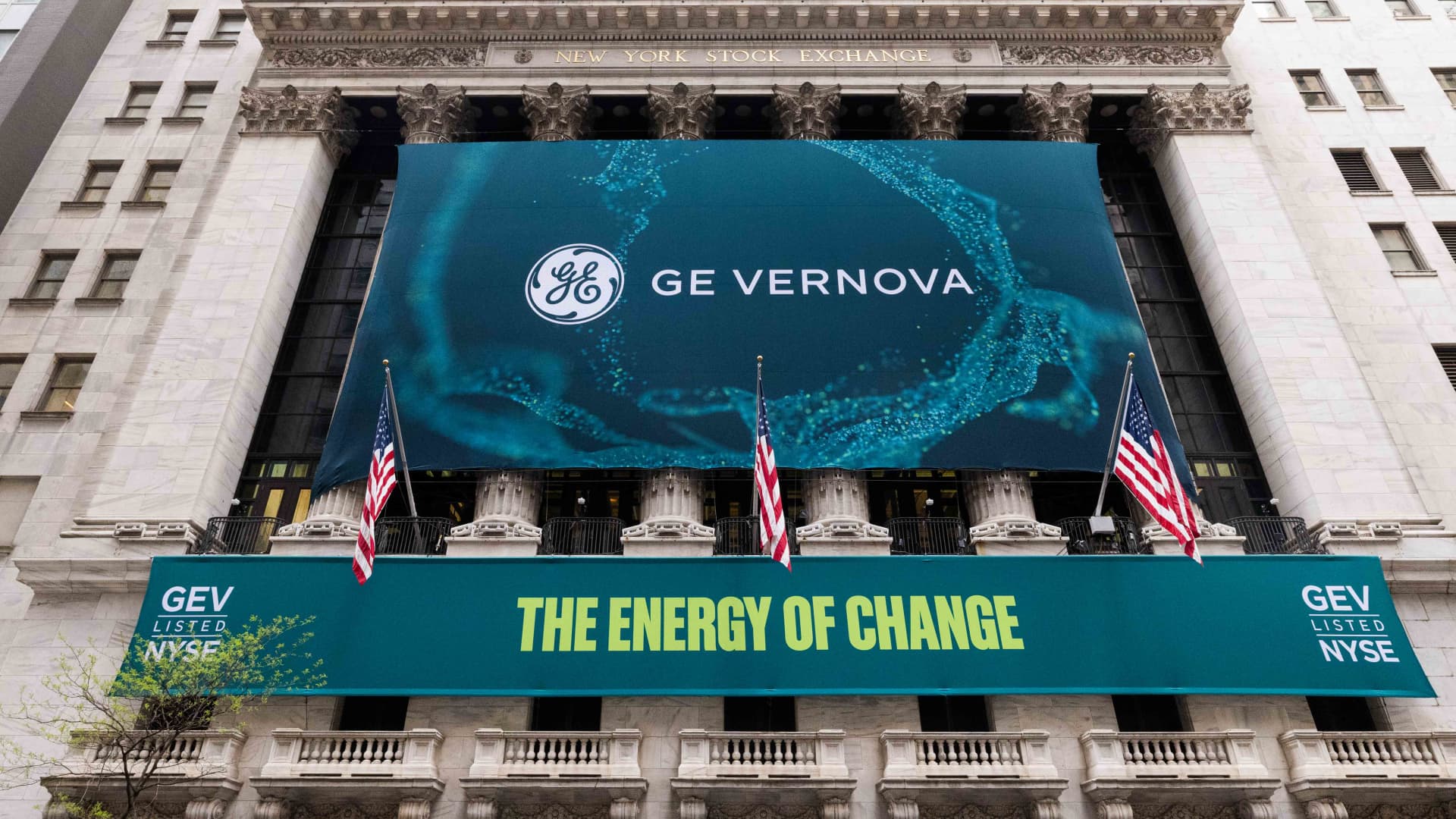 GE Vernova logo accompanying coverage of its earnings and share-price reaction